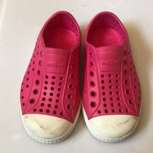 Native Toddler shoes - size 7